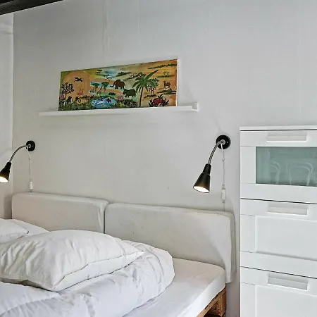 Three-bedroom Holiday In 5 Hébergement de vacances
