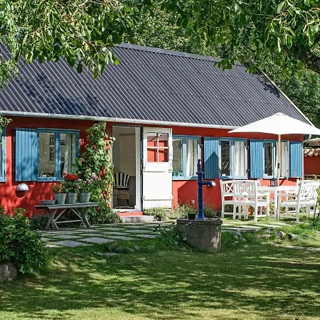 Three-bedroom Holiday In 5 Hébergement de vacances